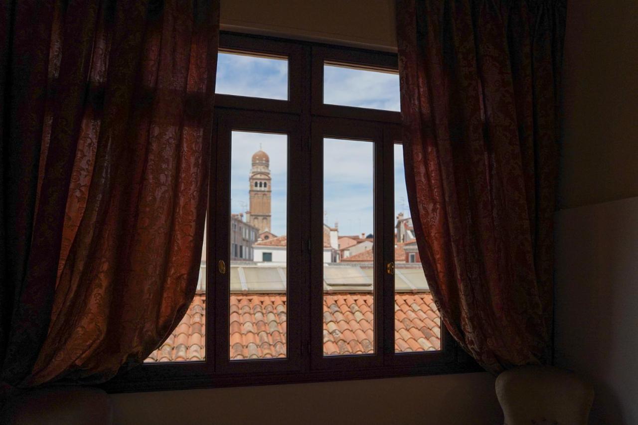 Ca' Longo Palace Damasco Venice Exterior photo